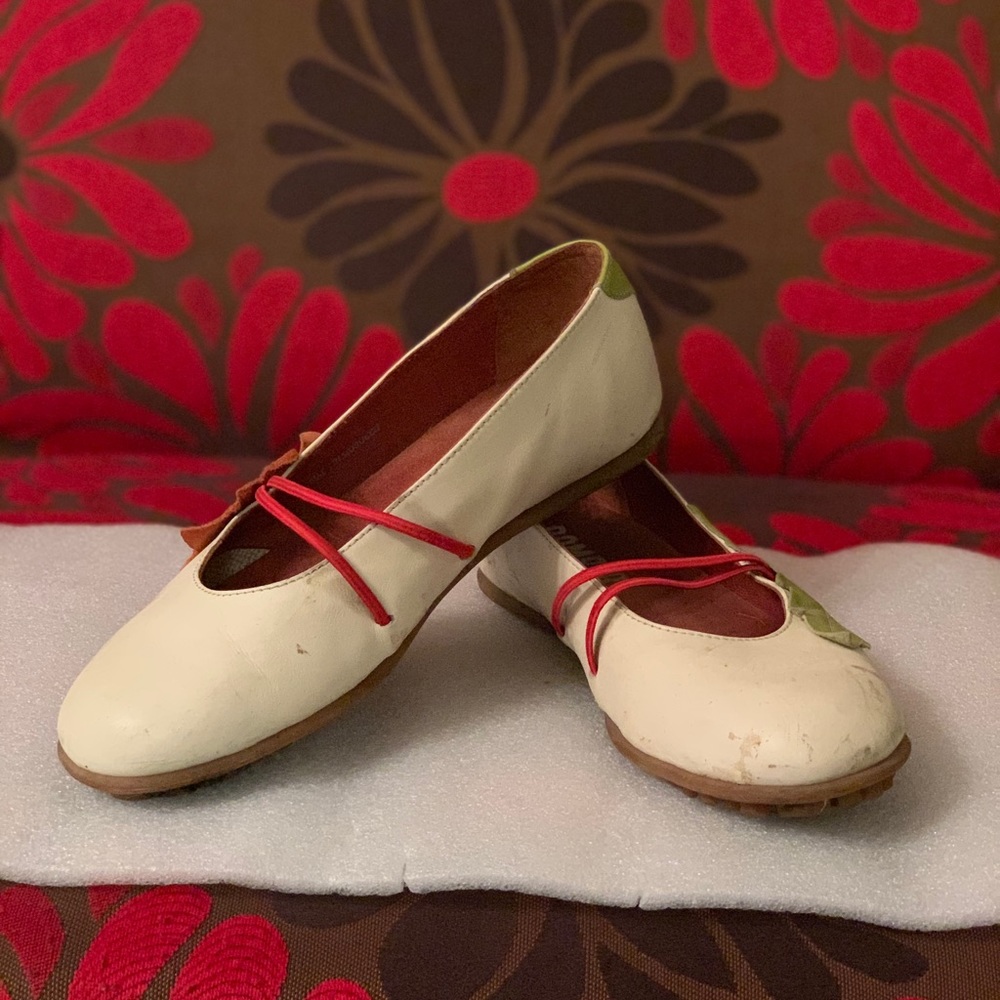 Camper Leather Mary Janes Size 7.5